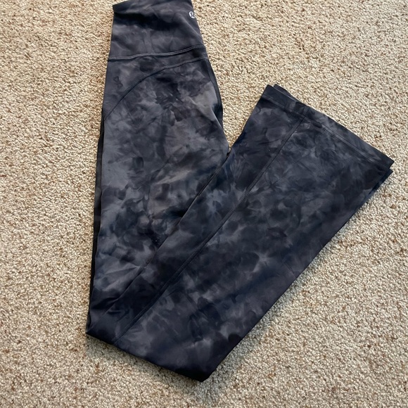 Lululemon groove pant - Picture 2 of 2